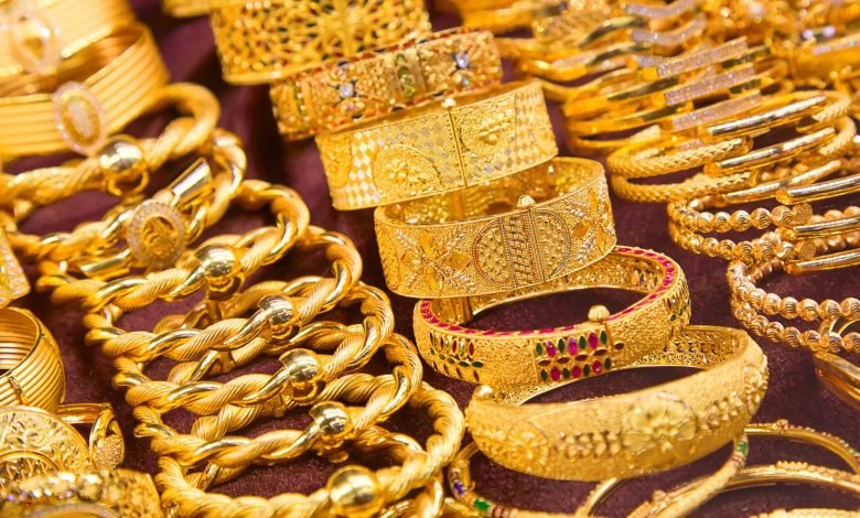 تفسير حلم اعطاء اساور ذهب لابن سيرين